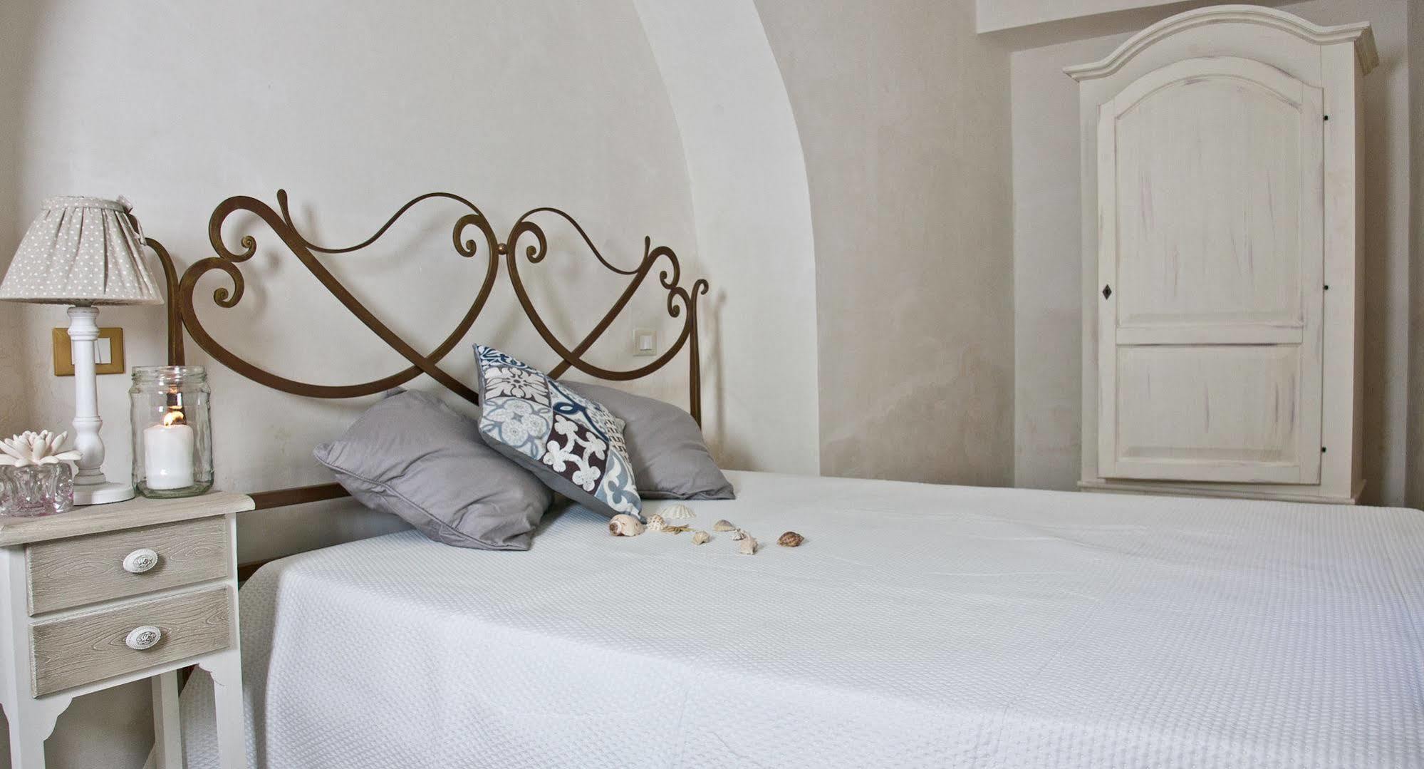Grottammare Apartment โปลีญาโนอามาเร ภายนอก รูปภาพ