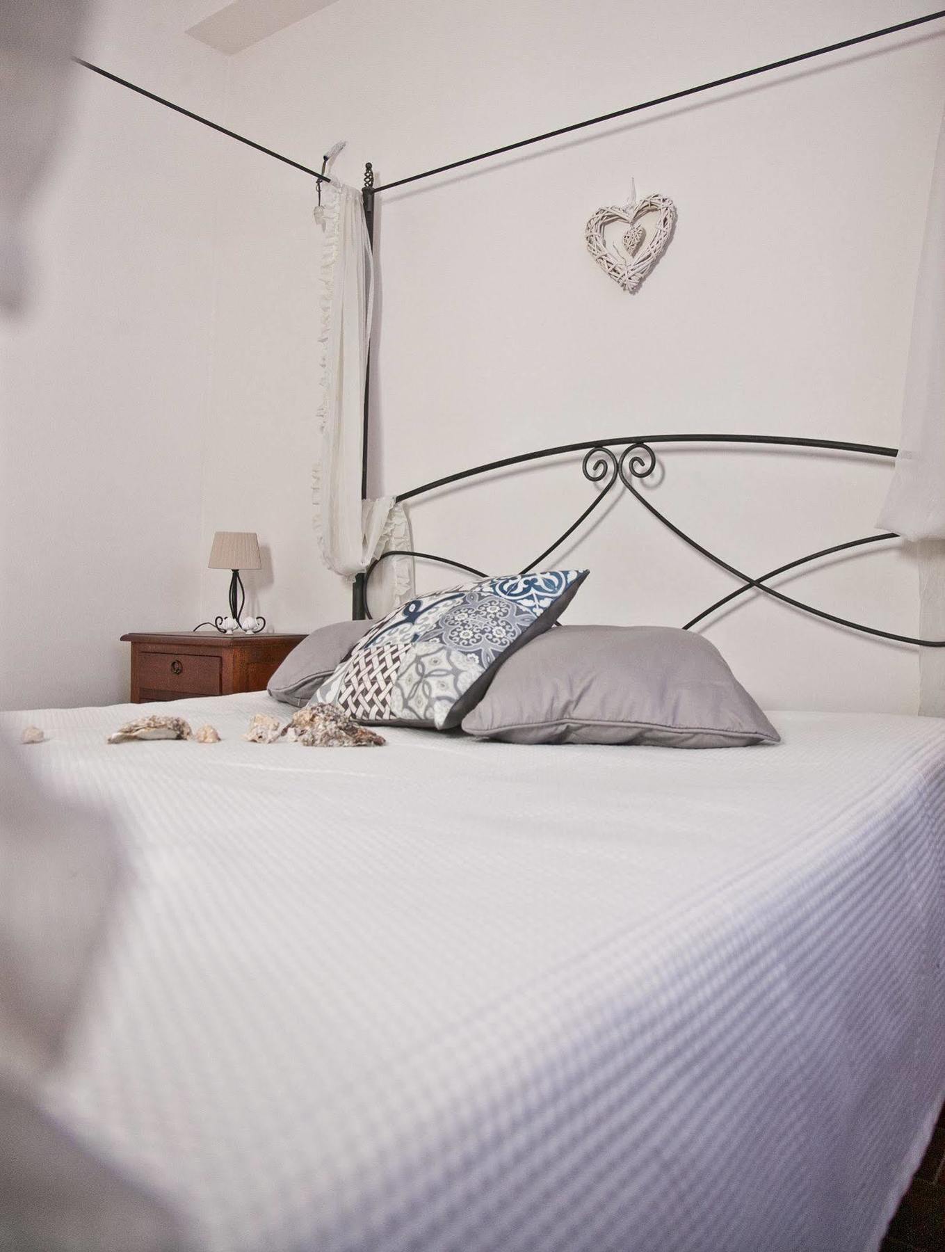 Grottammare Apartment โปลีญาโนอามาเร ภายนอก รูปภาพ